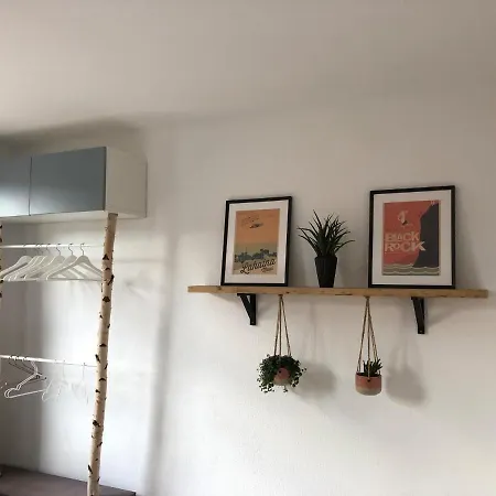 Ferienwohnung In Der Innenstadt, 2 - #a33113 *